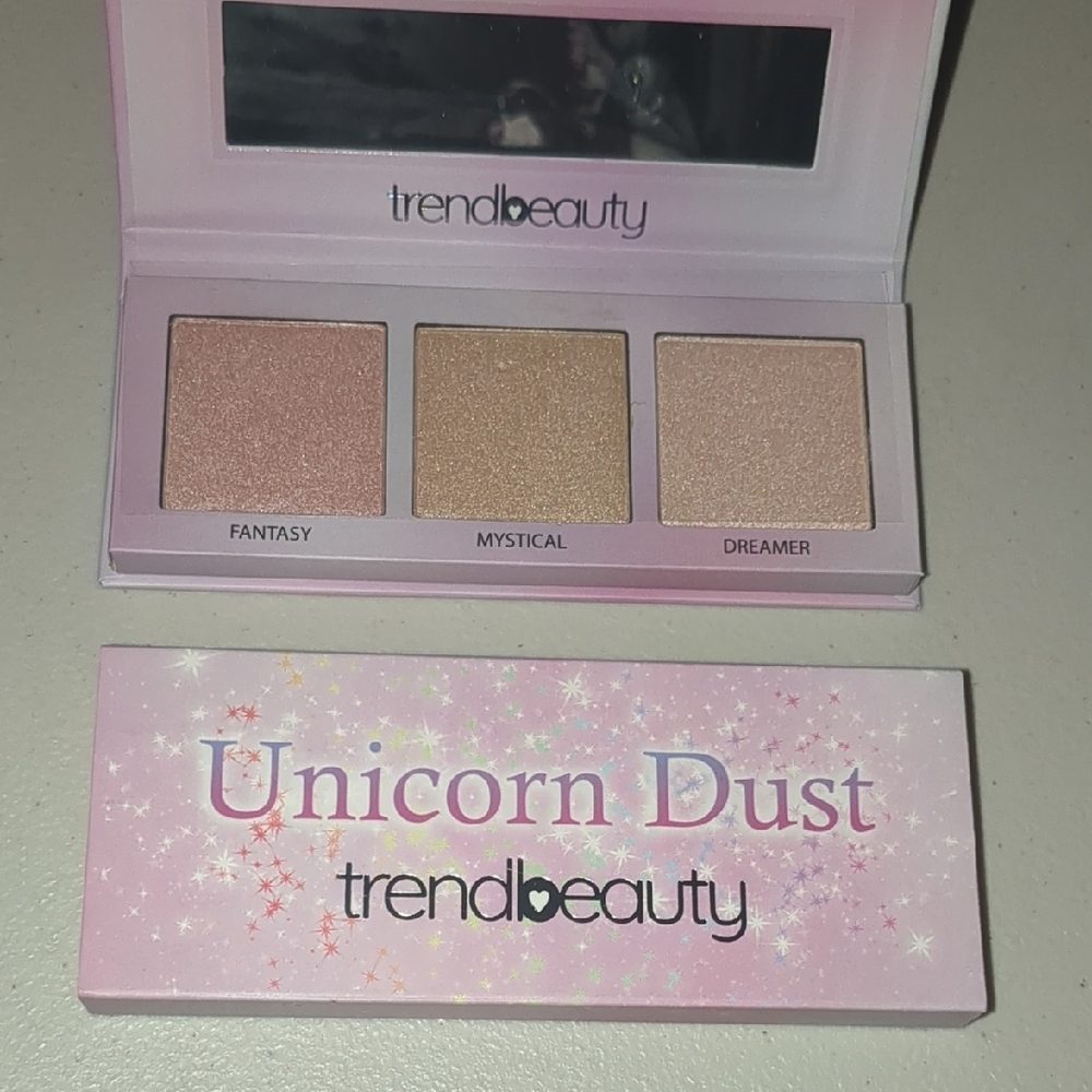 Unicorn Dust Highlighter Palette - Pink, Gold, Cream